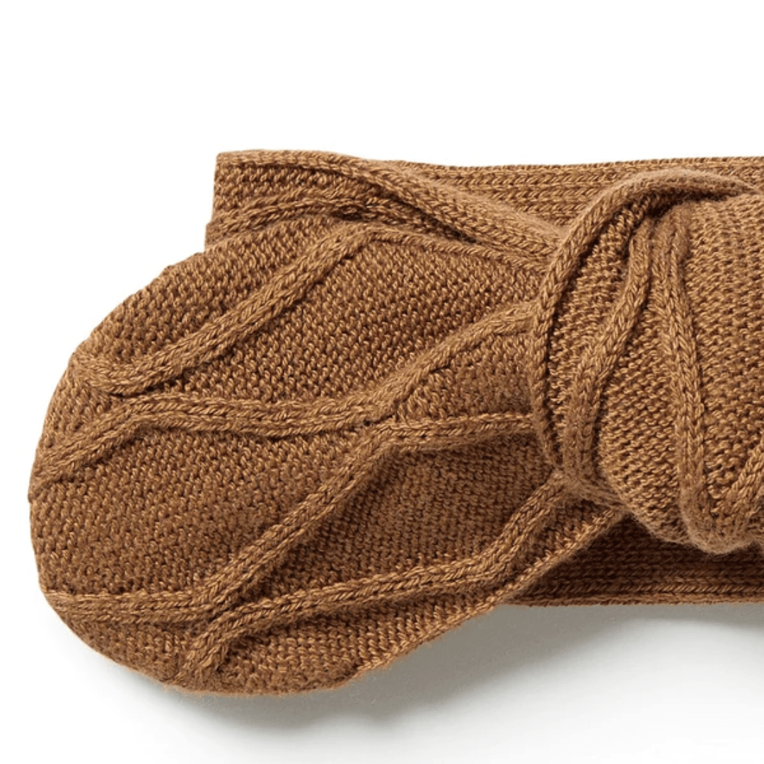Close-Up-Wilson-And-Frenchy-Knitted-Cable-Headband-Spice-Naked-Baby-Eco-Boutique