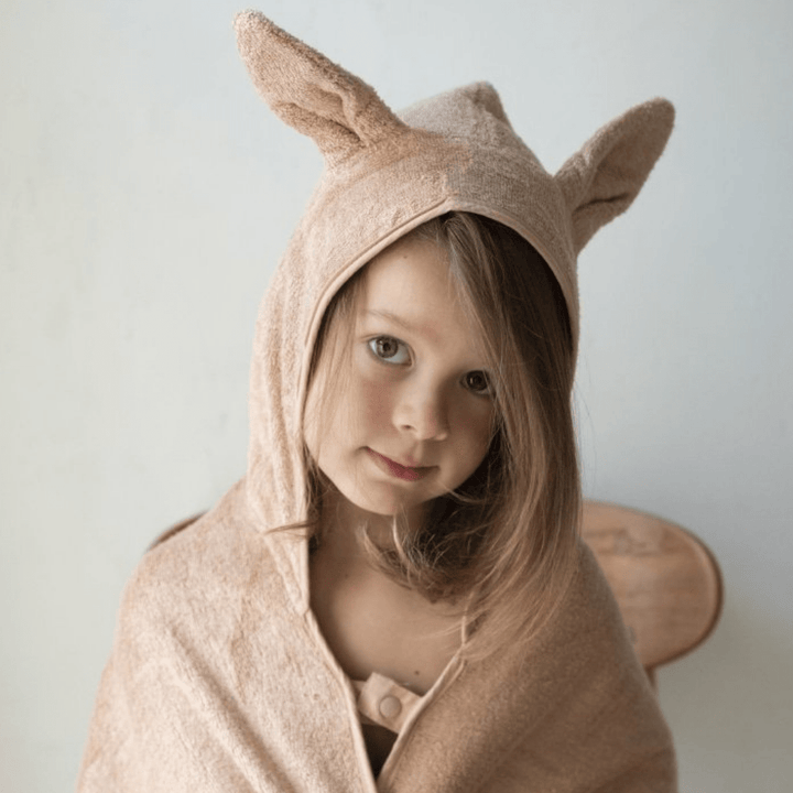 Close-up-of-Little-Girl-in-Fabelab-Junior-Hooded-Towel-Old-Rose-Naked-Baby-Eco-Boutique