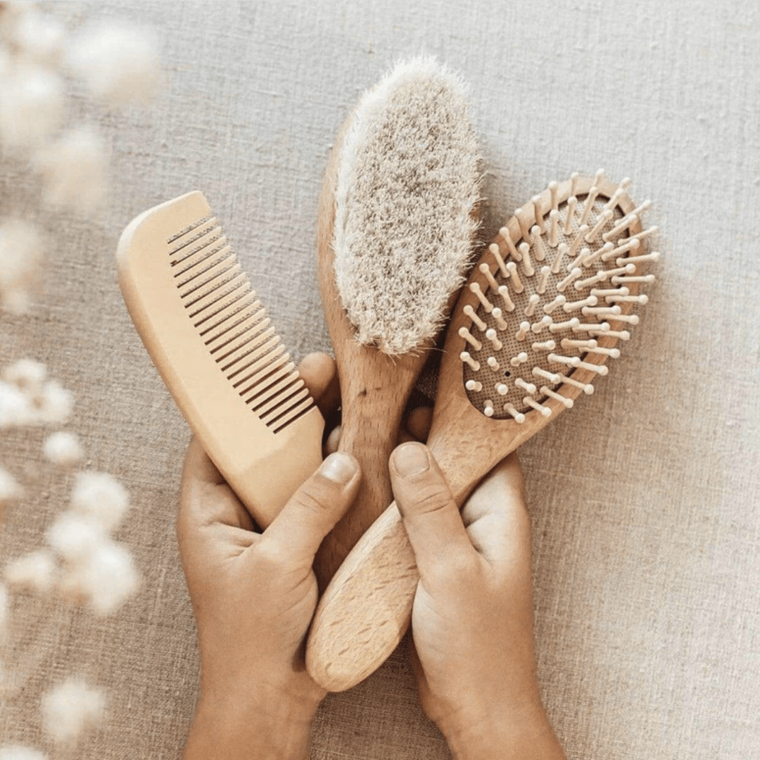 Munch-Baby-Hair-Brush-And-Comb-Set-Naked-Baby-Eco-Boutique