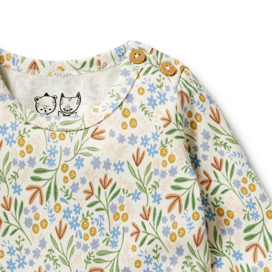 Close-Up-Of-Neck-And-Buttons-On-Wilson-And-Frenchy-Organic-Long-Sleeved-Onesie-Tinker-Floral-Naked-Baby-Eco-Boutique
