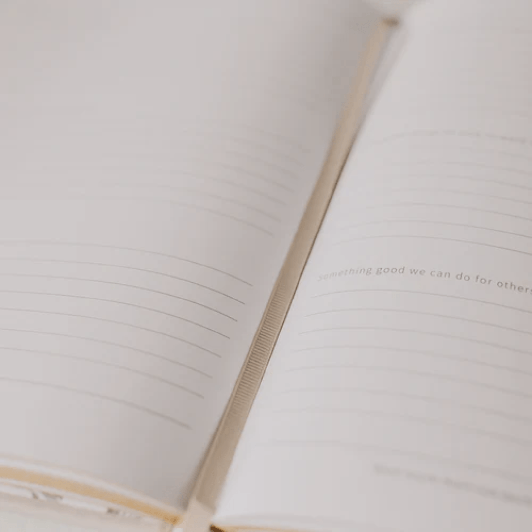 Close-Up-Of-Olive-And-Page-All-The-Good-Things-Family-Gratitude-Journal-Naked-Baby-Eco-Boutique