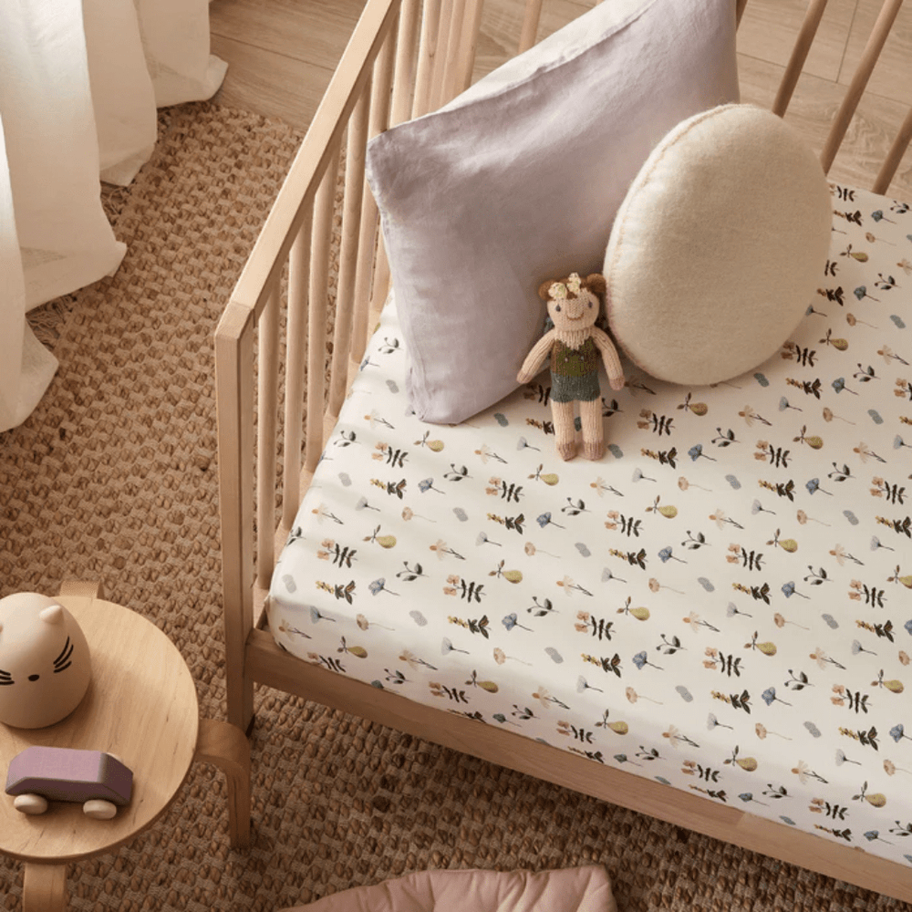 Close-Up-Of-Wilson-And-Frenchy-Organic-Cotton-Cot-Sheet-Petit-Garden-Naked-Baby-Eco-Boutique