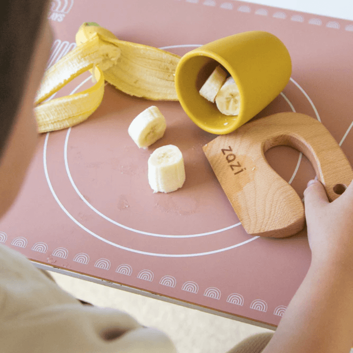 Cutting-Banana-Zazi-Wooden-Knife-Naked-Baby-Eco-Boutique