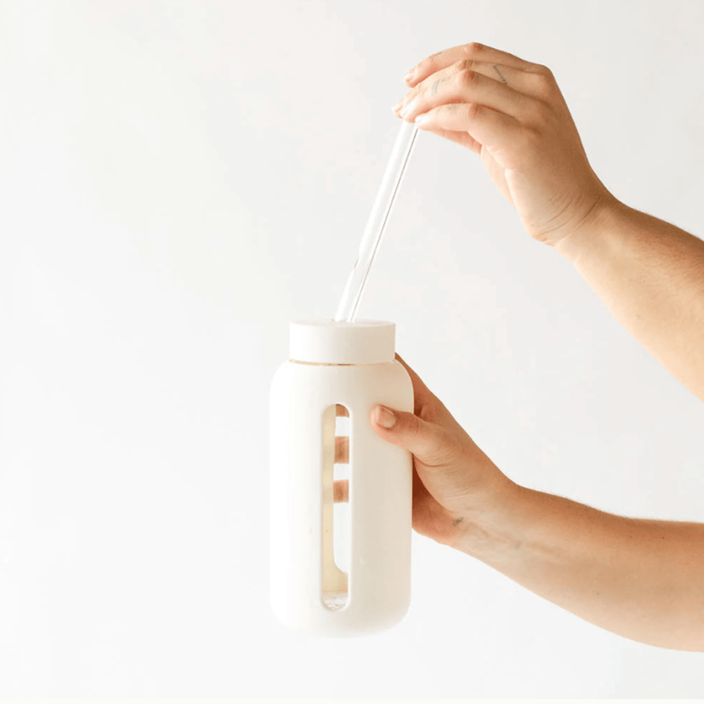 Hand-Holding-Bink-Glass-Straw-and-Bink-Drink-Bottle-Naked-Baby-Eco-Boutique