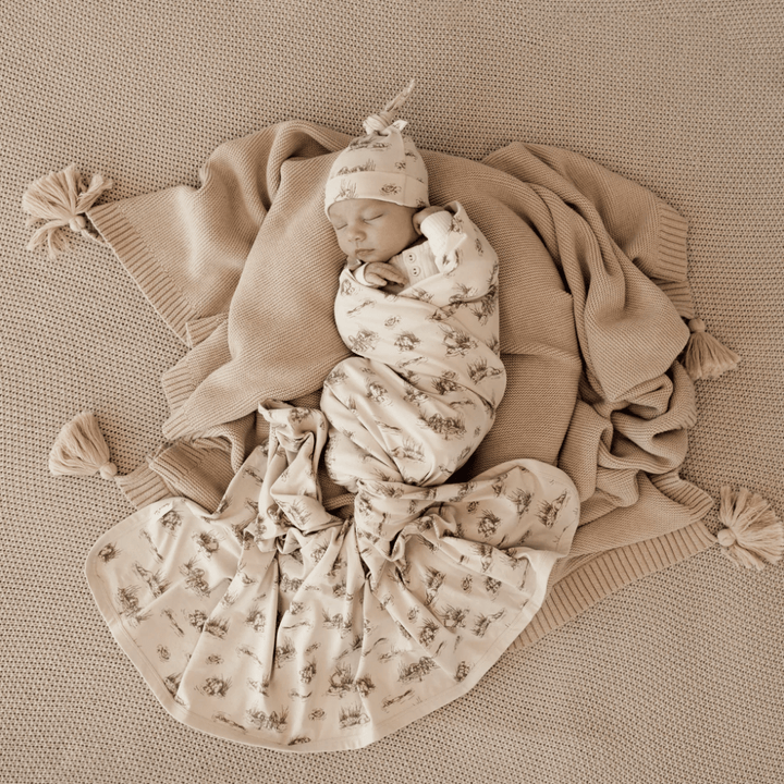 Aster-And-Oak-Cotton-Chunky-Knit-Blanket-Oatmeal-Under-Sleeping-Baby-Naked-Baby-Eco-Boutique