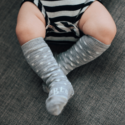 Baby-Legs-Wearing-Lamington-Merino-Baby-Socks-Snowflake-Naked-Baby-Eco-Boutique