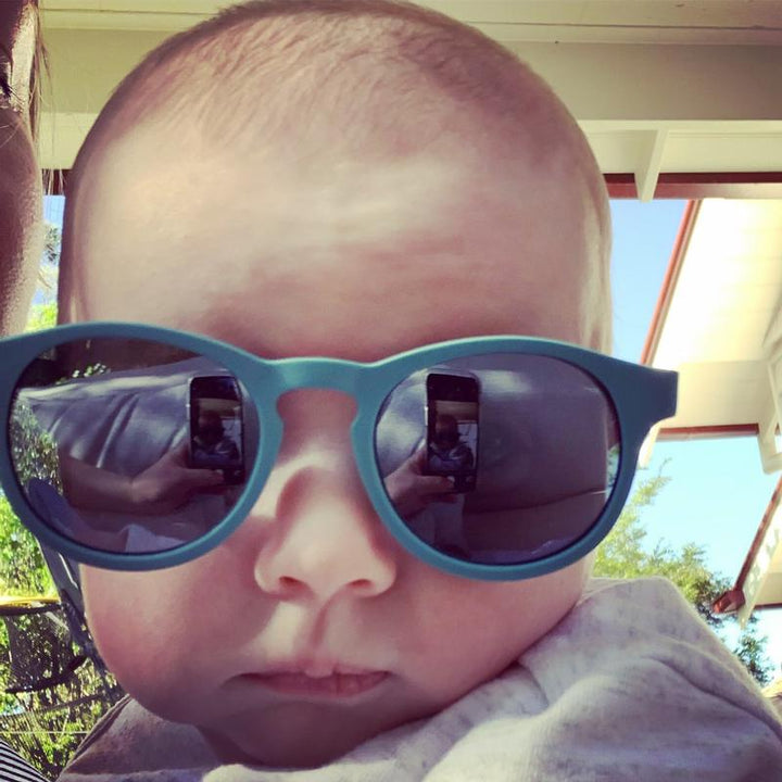 Baby-Wearing-Babiators-Polarized-Baby-Kids-Keyhole-Sunglasses