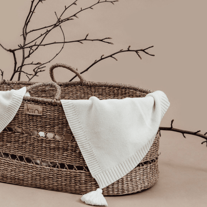 Basket-With-Aster-And-Oak-Organic-Chunky-Knit-Blanket-Off-White-Naked-Baby-Eco-Boutique