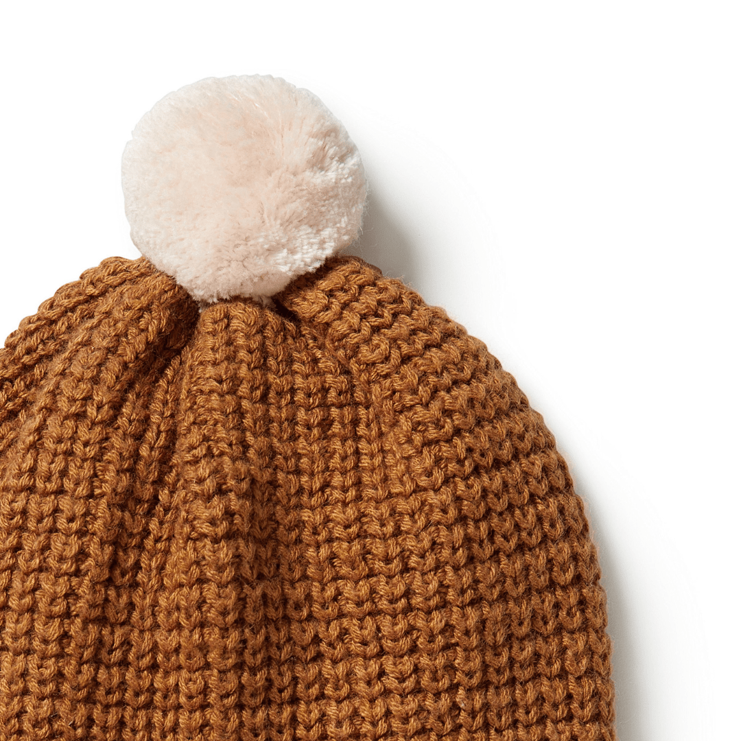 Close-Up-of-Detail-on-Wilson-and-Frenchy-Knitted-Splice-Hat-Naked-Baby-Eco-Boutique