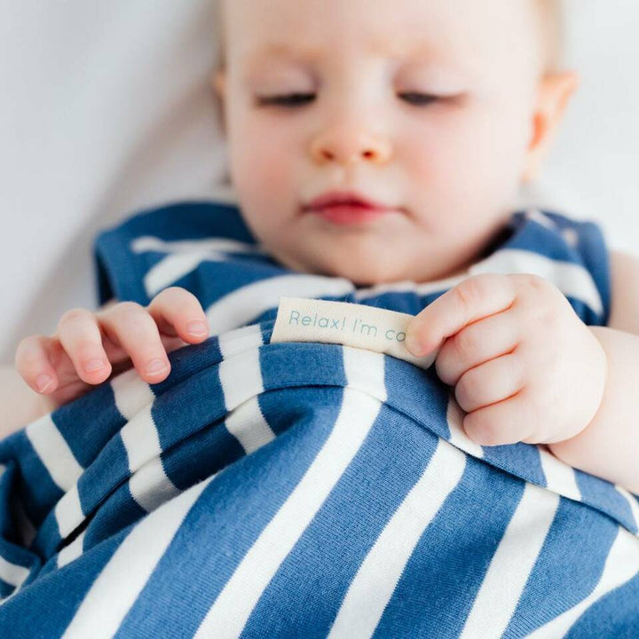 Close-up-of-Tag-Detail-on-Woolbabe-3-Seasons-Organic-Cotton-Merino-Sleeping-Bag-River-Stripe-Naked-Baby-Eco-Boutique