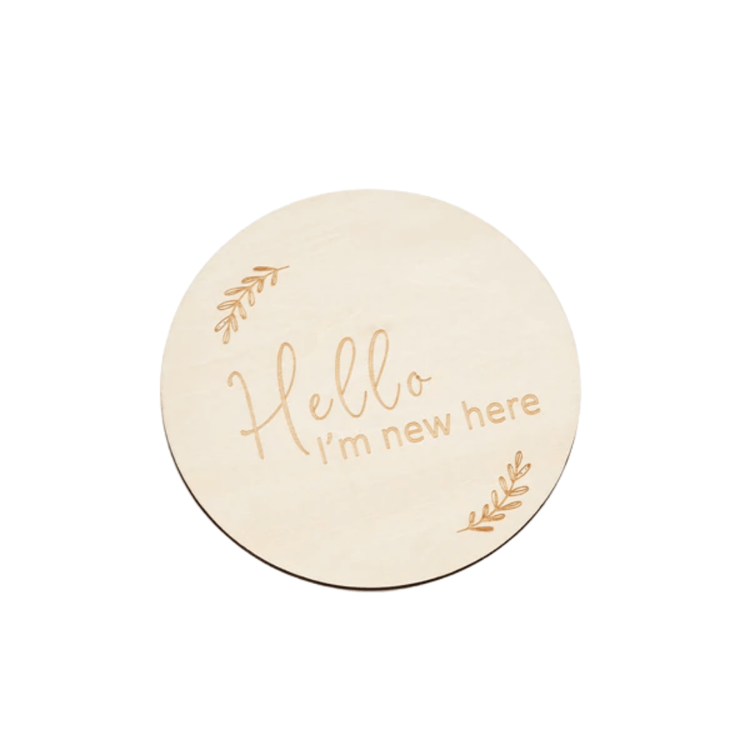 Over-The-Dandelions-Announcement-Plaque-Hello-Im-New-Here-Naked-Baby-Eco-Boutique