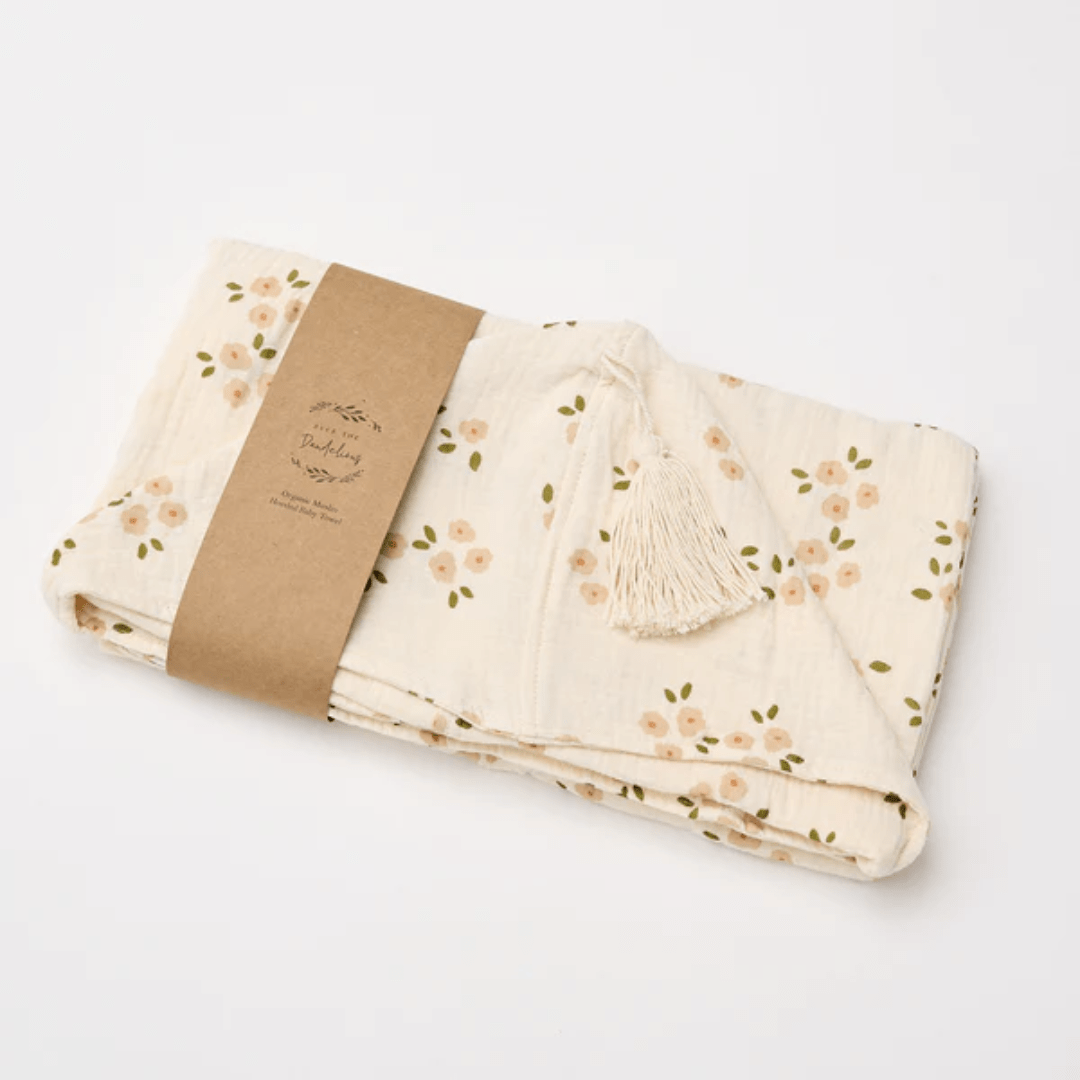 Over-The-Dandelions-Organic-Muslin-Hooded-Towel-Daisy-Print-In-Packaging-Naked-Baby-Eco-Boutique