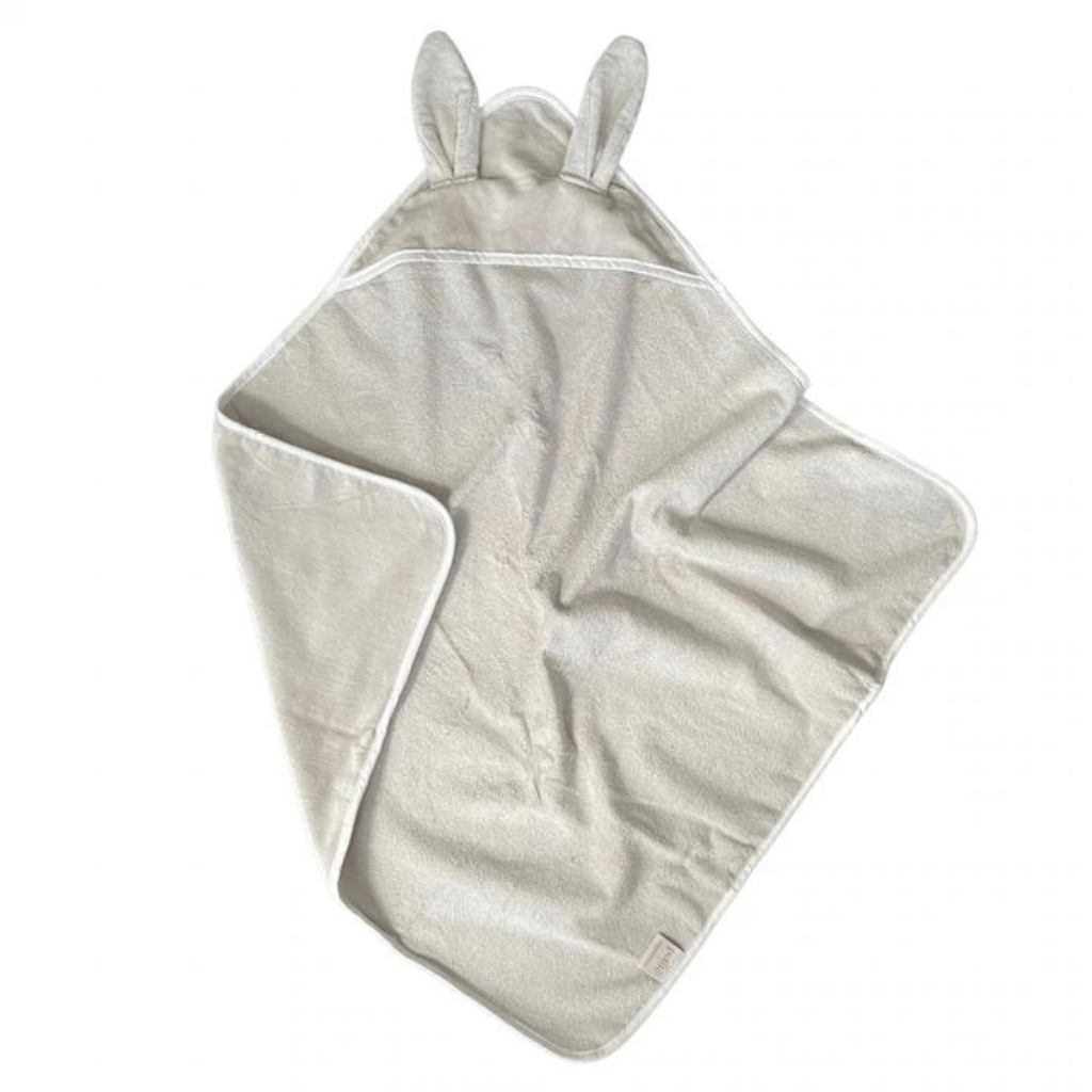    Petite-Eats-Hooded-Towel-_-Washcloth-Set-Bunny-Towel-Naked-Baby-Eco-Boutique