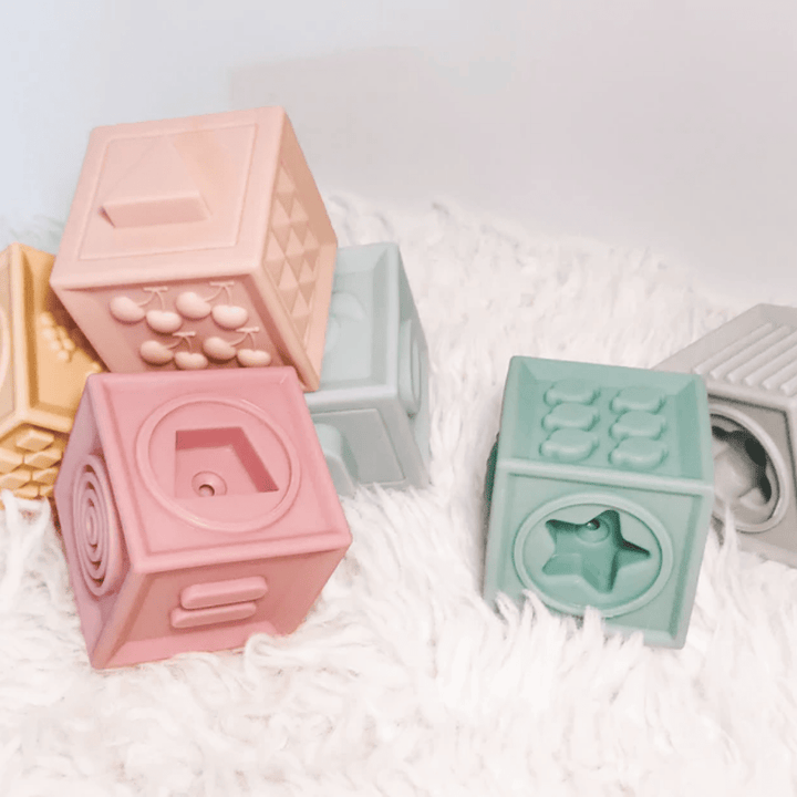 Petite-Eats-Silicone-Building-Blocks-Close-Up-Of-Colours-Naked-Baby-Eco-Boutique