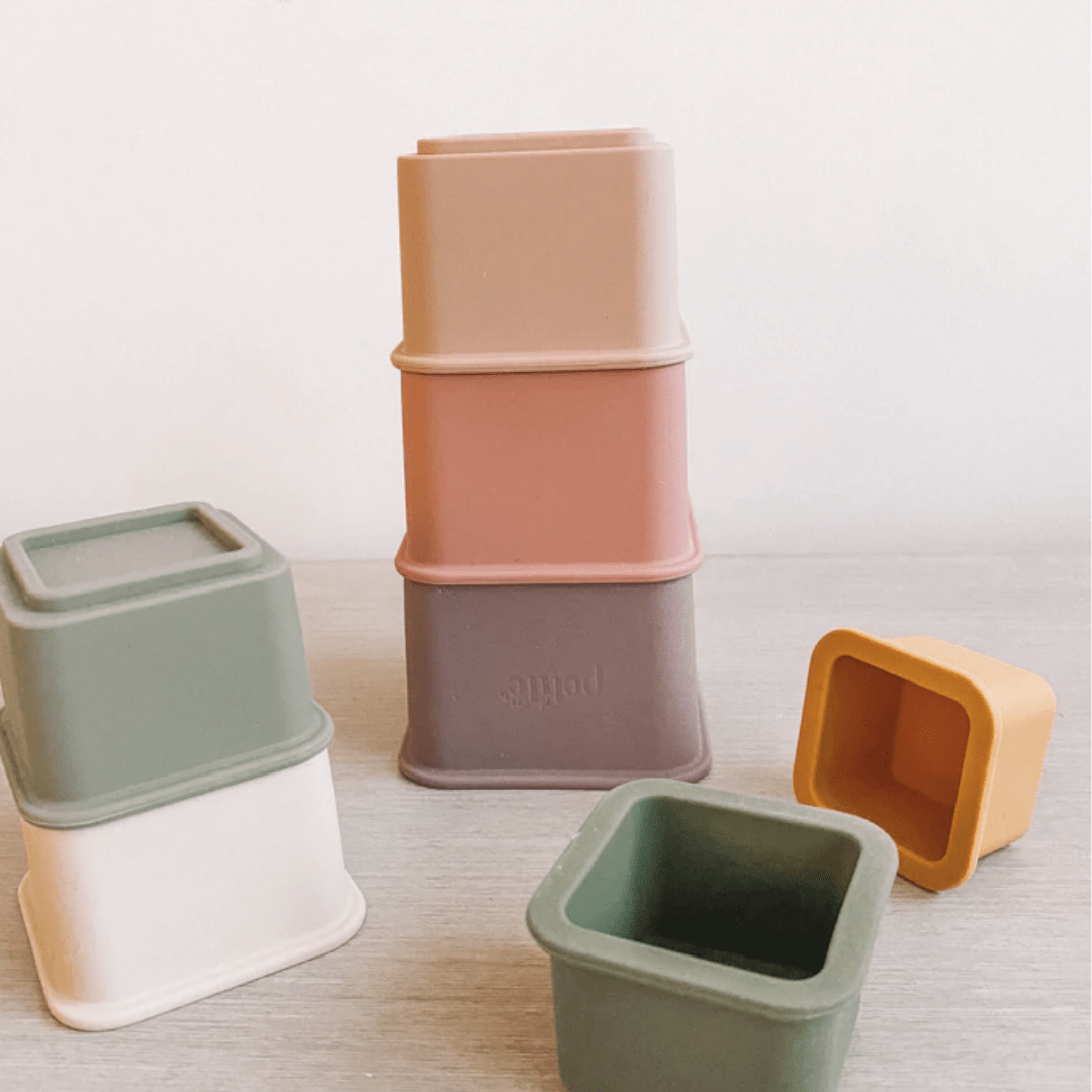 Petite-Eats-Silicone-Stacking-Cups-Square-Close-Up-Naked-Baby-Eco-Boutique