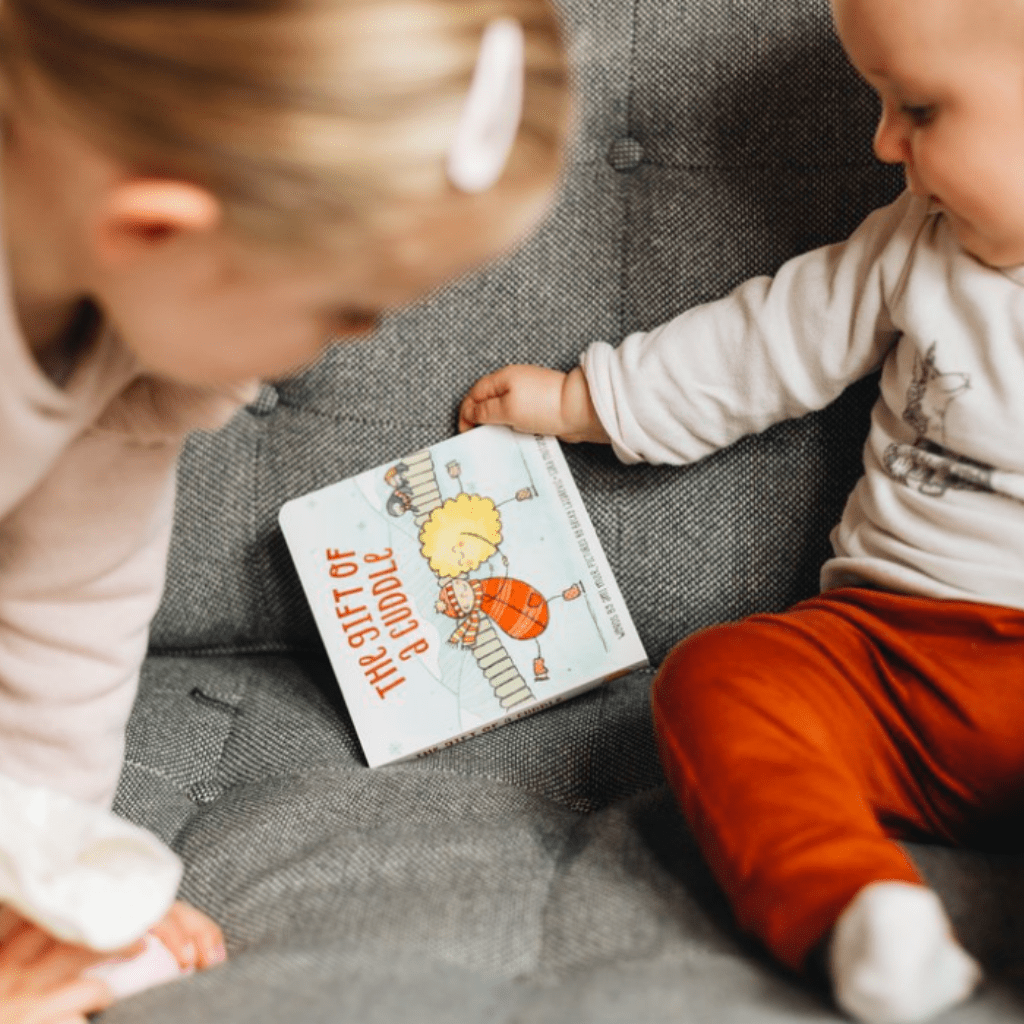 The Kiss Co. "The Gift of a Cuddle" Board Book - Naked Baby Eco Boutique